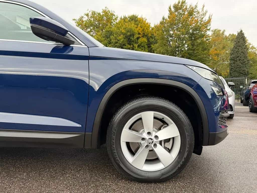 Skoda Kodiaq Ambition 4x4  1Hd/Leder/Navi/Pano/Kamera 12/2017-photo-17