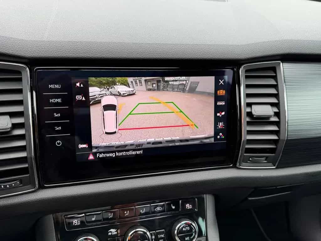 Skoda Kodiaq Ambition 4x4  1Hd/Leder/Navi/Pano/Kamera 12/2017-photo-25