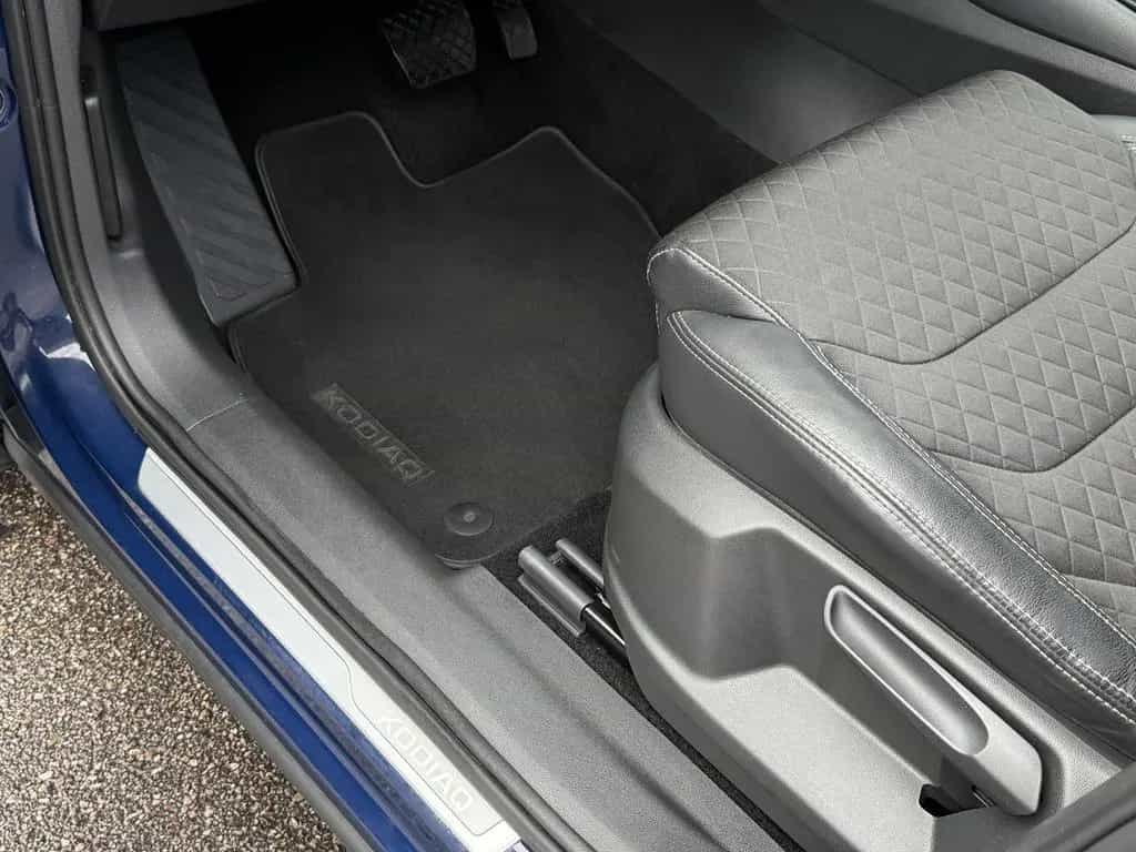Skoda Kodiaq Ambition 4x4  1Hd/Leder/Navi/Pano/Kamera 12/2017-photo-41