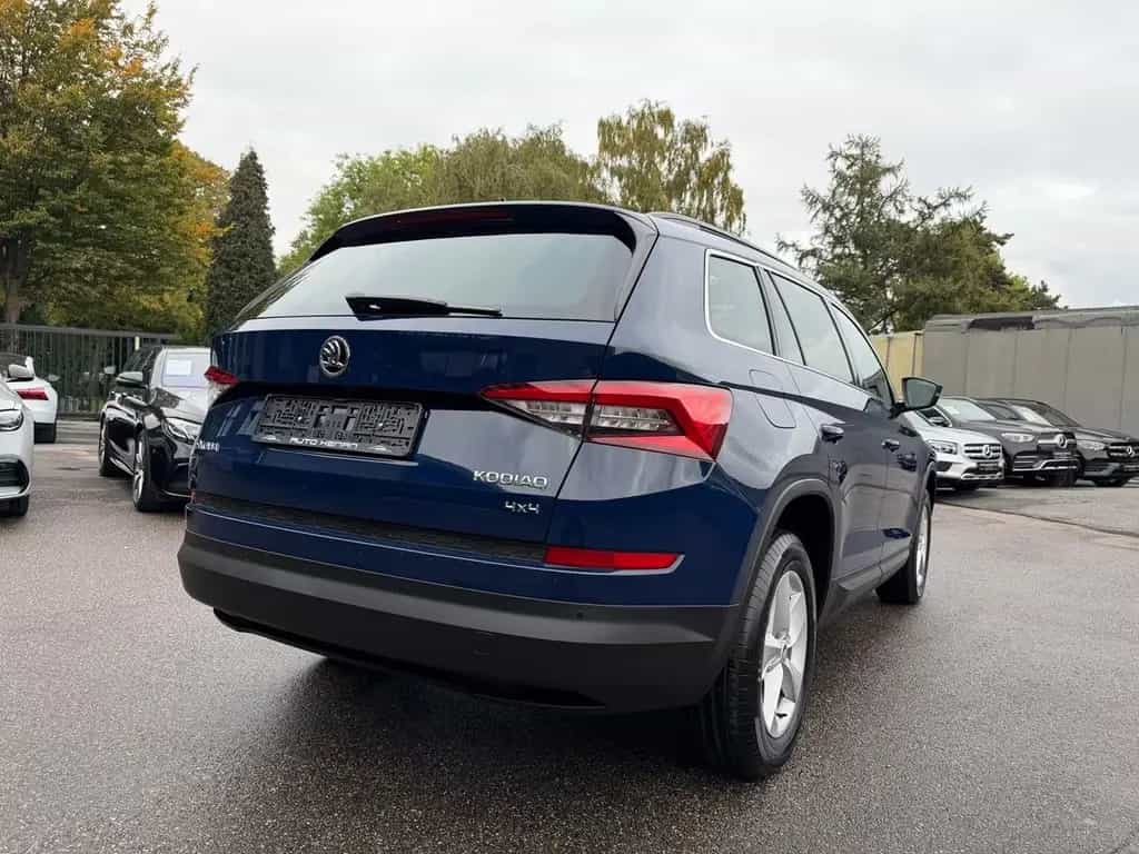 Skoda Kodiaq Ambition 4x4  1Hd/Leder/Navi/Pano/Kamera 12/2017-photo-5