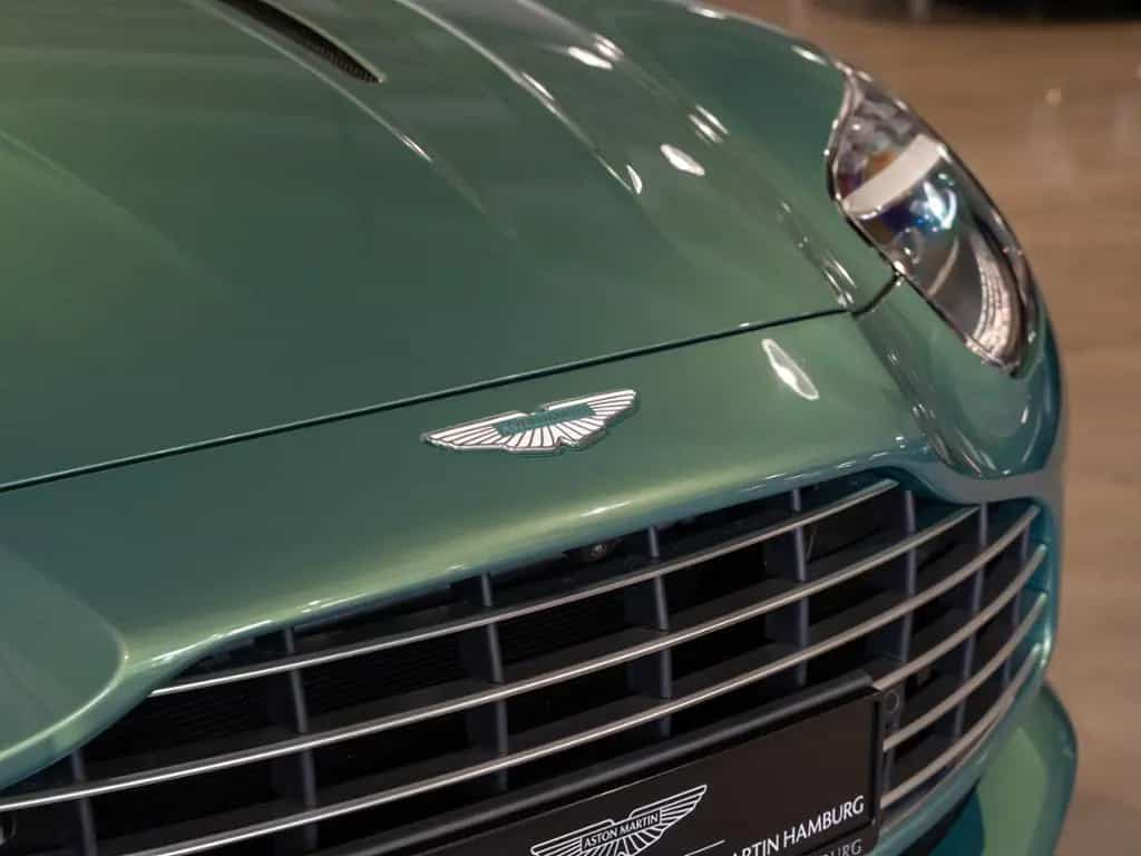 Aston Martin DB12 Volante Aston Martin Hamburg 09/2024-photo-17