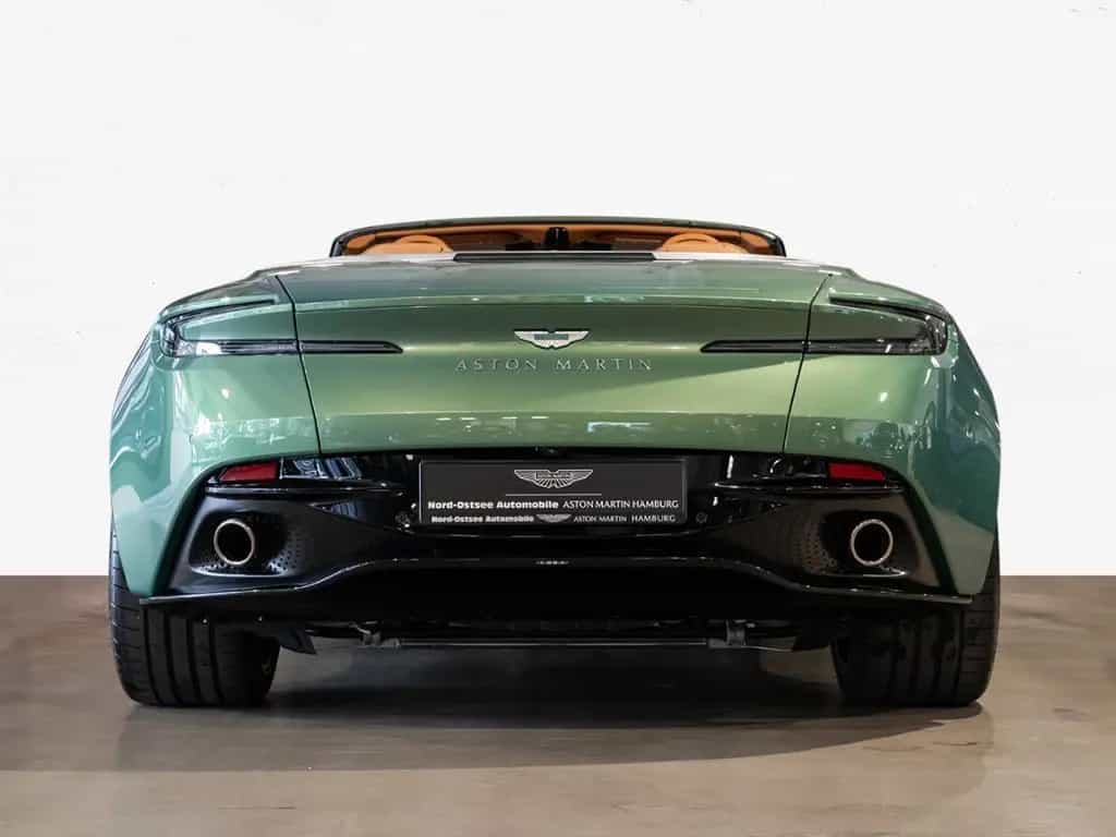 Aston Martin DB12 Volante Aston Martin Hamburg 09/2024-photo-21