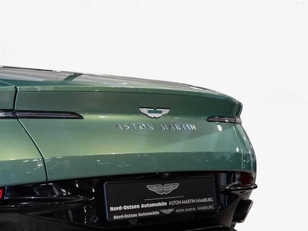 Aston Martin DB12 Volante Aston Martin Hamburg 09/2024-photo-5