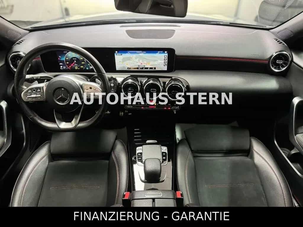 Mercedes-Benz A-Class 200 AMG Line Carplay Kamera LED 8xReifen Spur 11/2018-photo-9