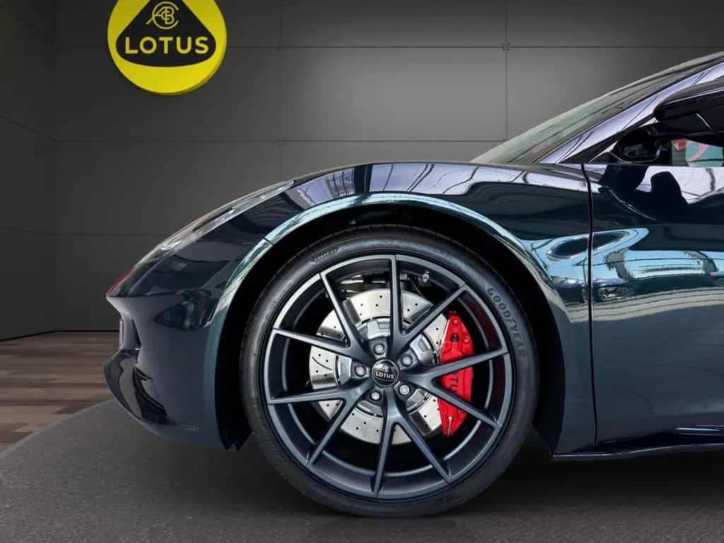 Lotus Emira Turbo SE *Dark Verdant* *Lotus Leipzig* 08/2025-photo-10