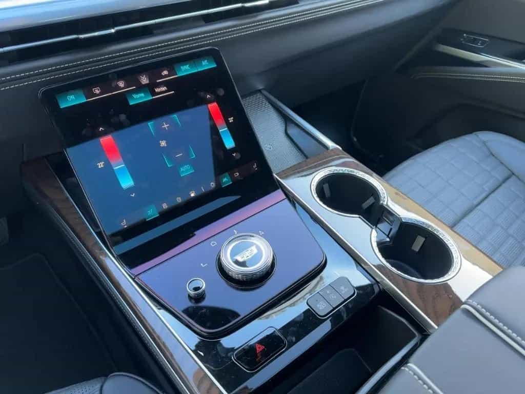 Cadillac Escalade 2026 Sport Platinum 4WD 6.2L V8 48 Mona null-photo-10