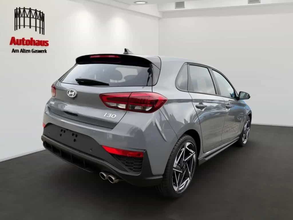 Hyundai i30 N-LINE AUTOMATIK+EL.SITZE+TOTWINKELASSISTENT 11/2025-photo-2