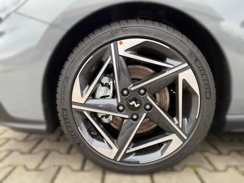 Hyundai i30 N-LINE AUTOMATIK+EL.SITZE+TOTWINKELASSISTENT 11/2025-photo-5