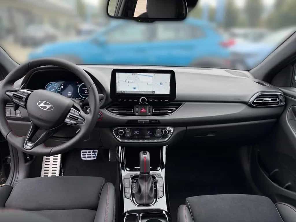 Hyundai i30 N-LINE AUTOMATIK+EL.SITZE+TOTWINKELASSISTENT 11/2025-photo-9