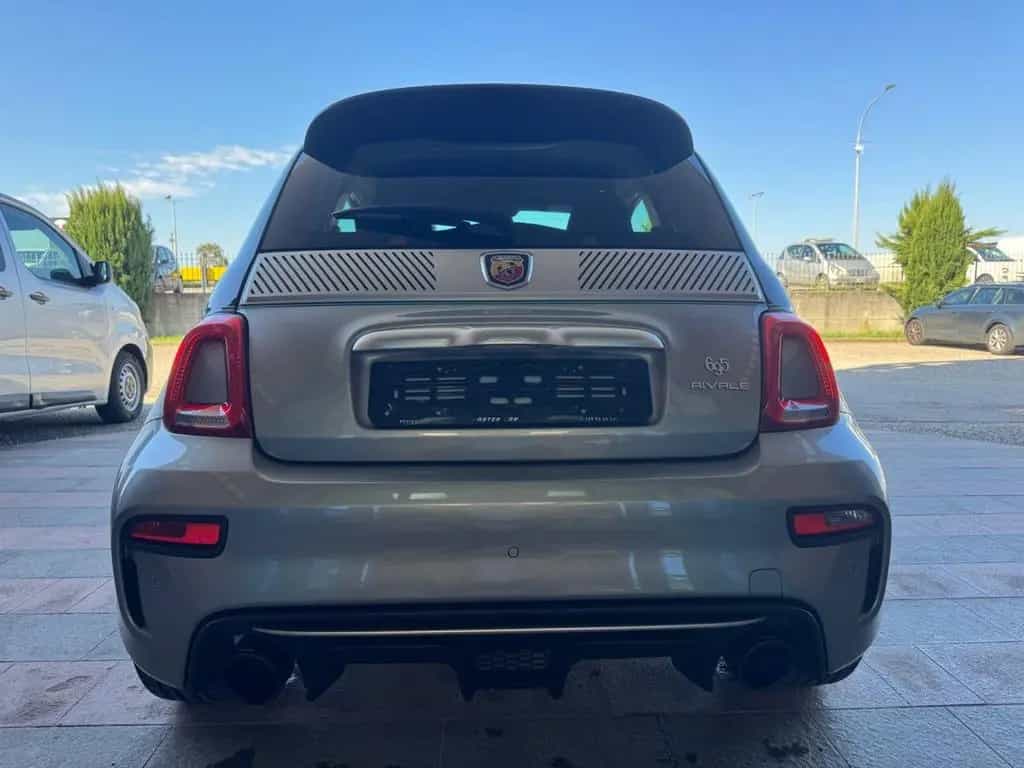 Abarth 695 1.4 Turbo T-Jet Rivale 06/2018-photo-6