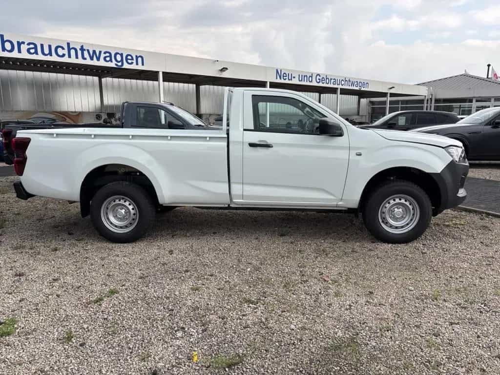 Isuzu D-Max 1.9 D SINGLE CAB L 2WD HR AT MY25 null-photo-4
