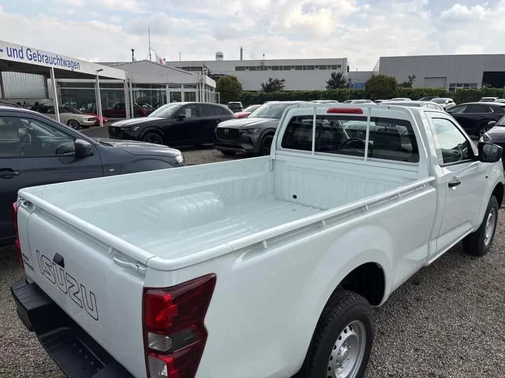 Isuzu D-Max 1.9 D SINGLE CAB L 2WD HR AT MY25 null-photo-6