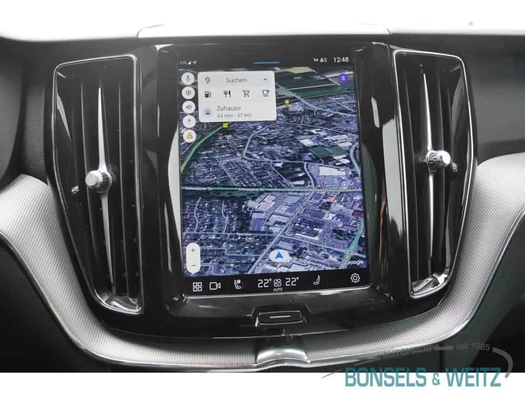 Volvo XC60 Plus Dark 2WD Diesel EU6d B4 AUTOMATIK AHK 12/2022-photo-9