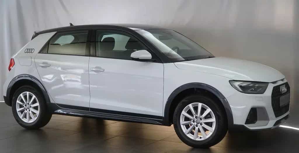 Audi A1 Citycarver Gletscherweiß! Optik-Paket! 03/2020-photo-11