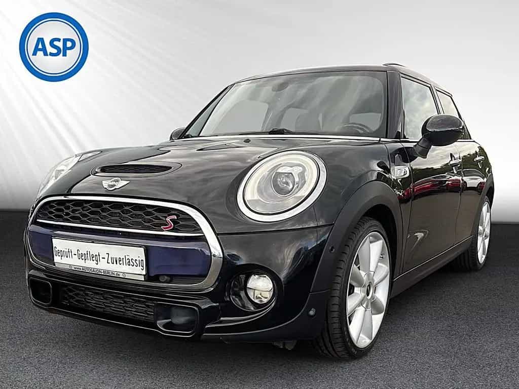 MINI Cooper SD 2.0 Sport-Aut CHILI LED HUD PANO NAVI 03/2017-photo-0