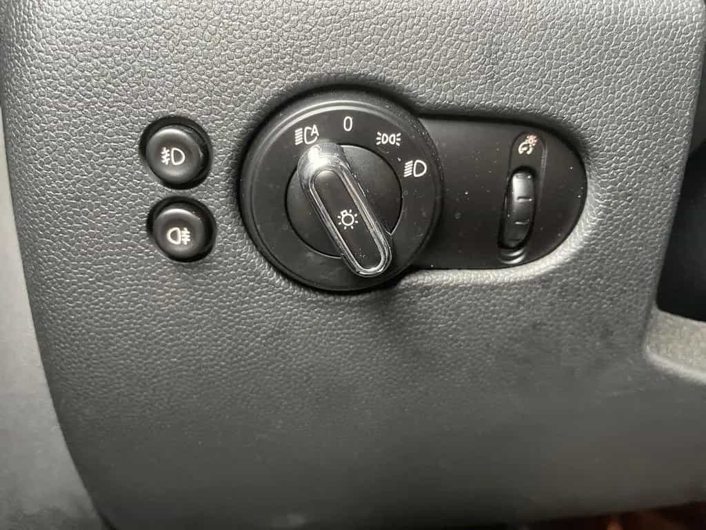 MINI Cooper SD 2.0 Sport-Aut CHILI LED HUD PANO NAVI 03/2017-photo-20