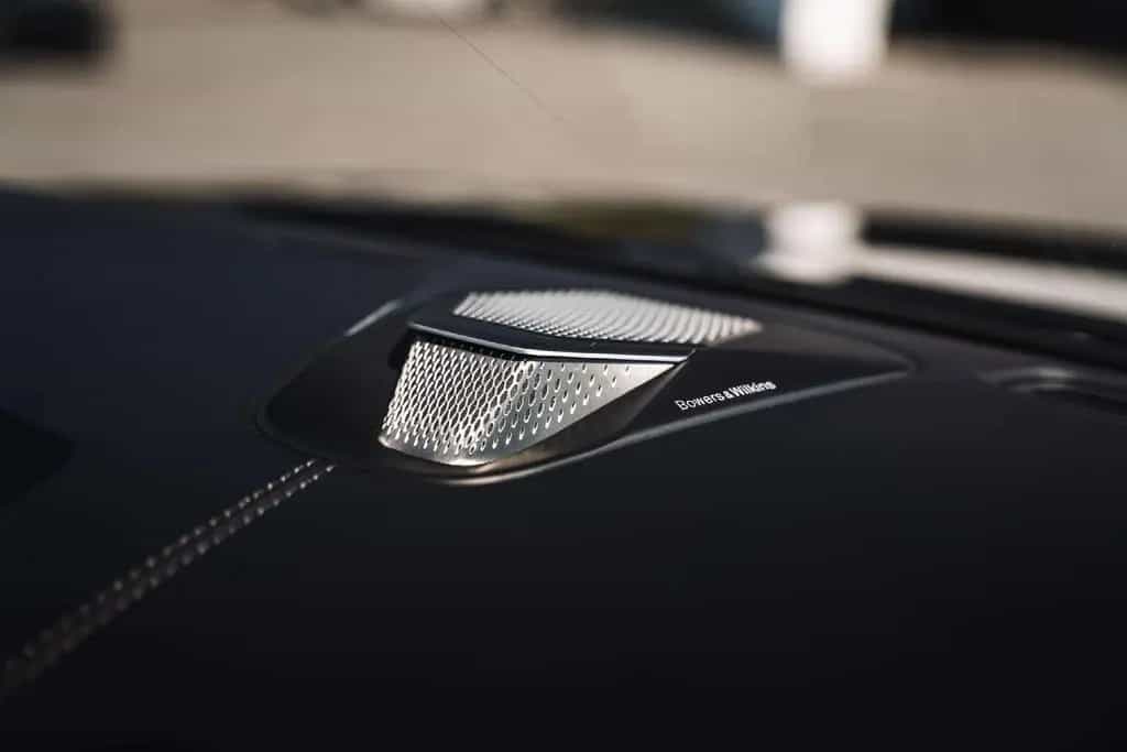 Aston Martin DB12 Bowers   Wilkins / V8 / Sport Seats / VAT 04/2025-photo-16