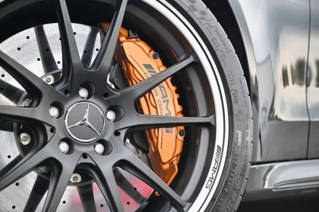 Mercedes-Benz C 63 AMG S Cabrio Schalensitze* Keramik* Carbon* 02/2020-photo-28