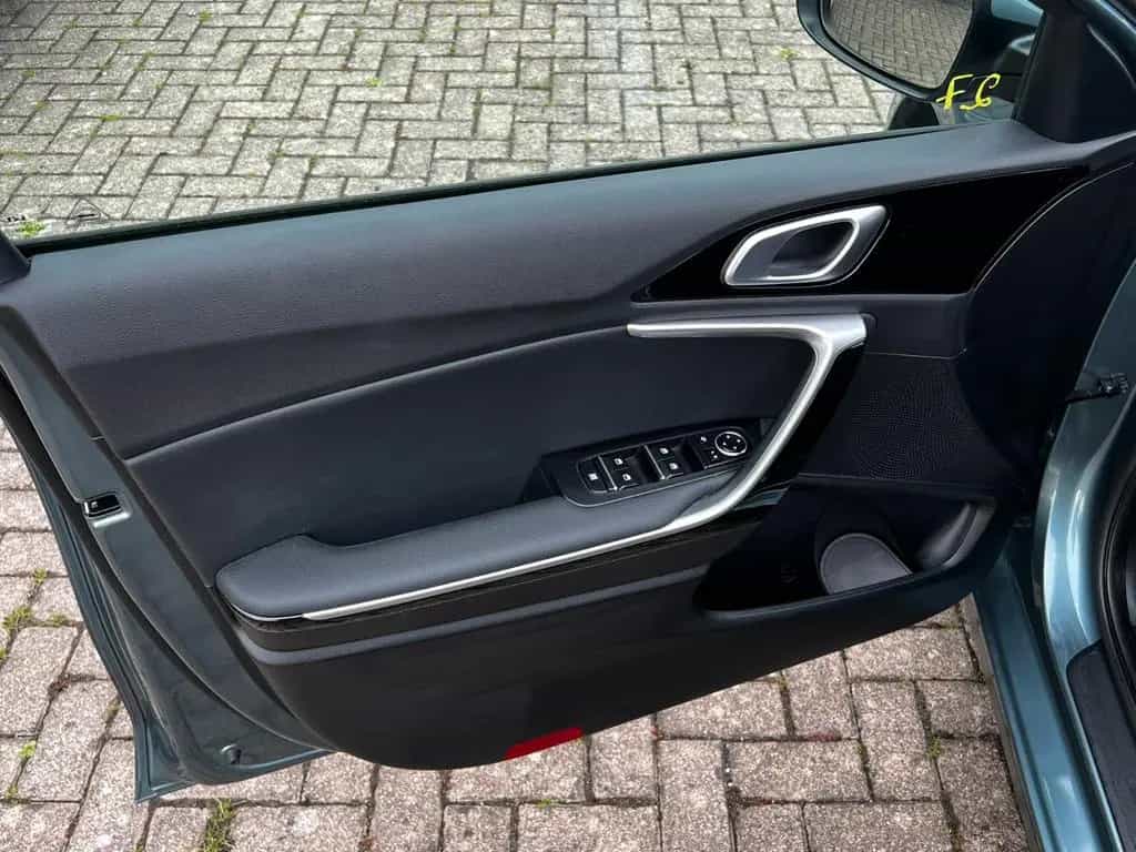 Kia Ceed Sportswagon 01/2025-photo-14