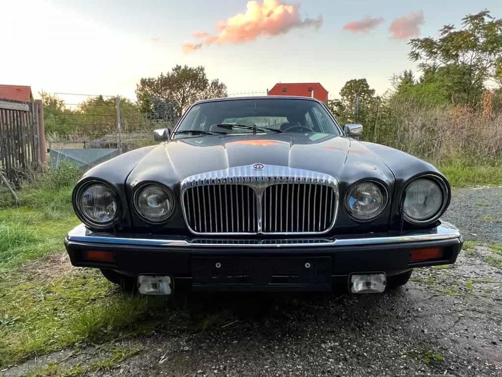 Jaguar XJ Daimler - Double Six/ 1 Halter/ TOP Zustand! 10/1985-photo-4