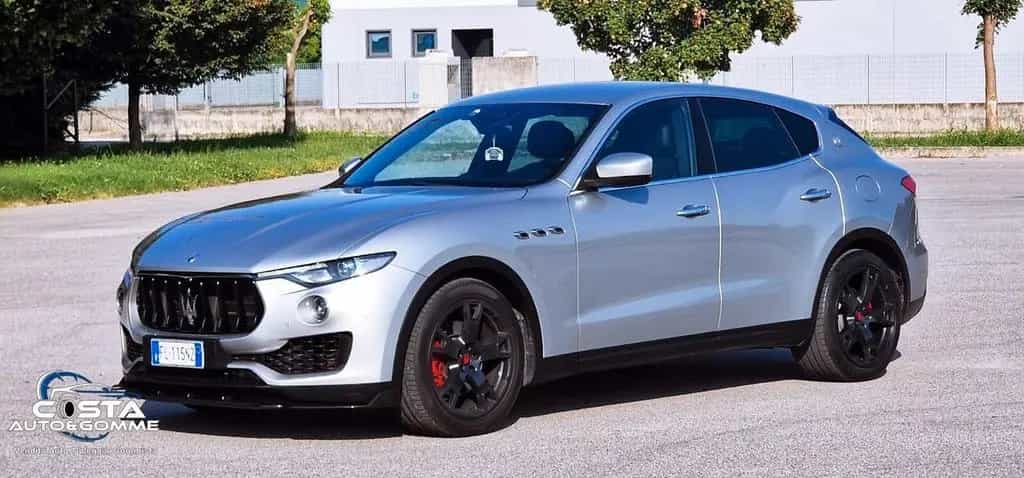 Maserati Levante V6 Diesel 275 CV AWD 03/2017-photo-1
