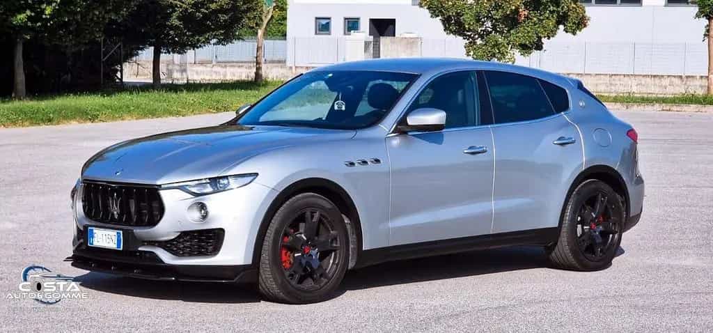 Maserati Levante V6 Diesel 275 CV AWD 03/2017-photo-2