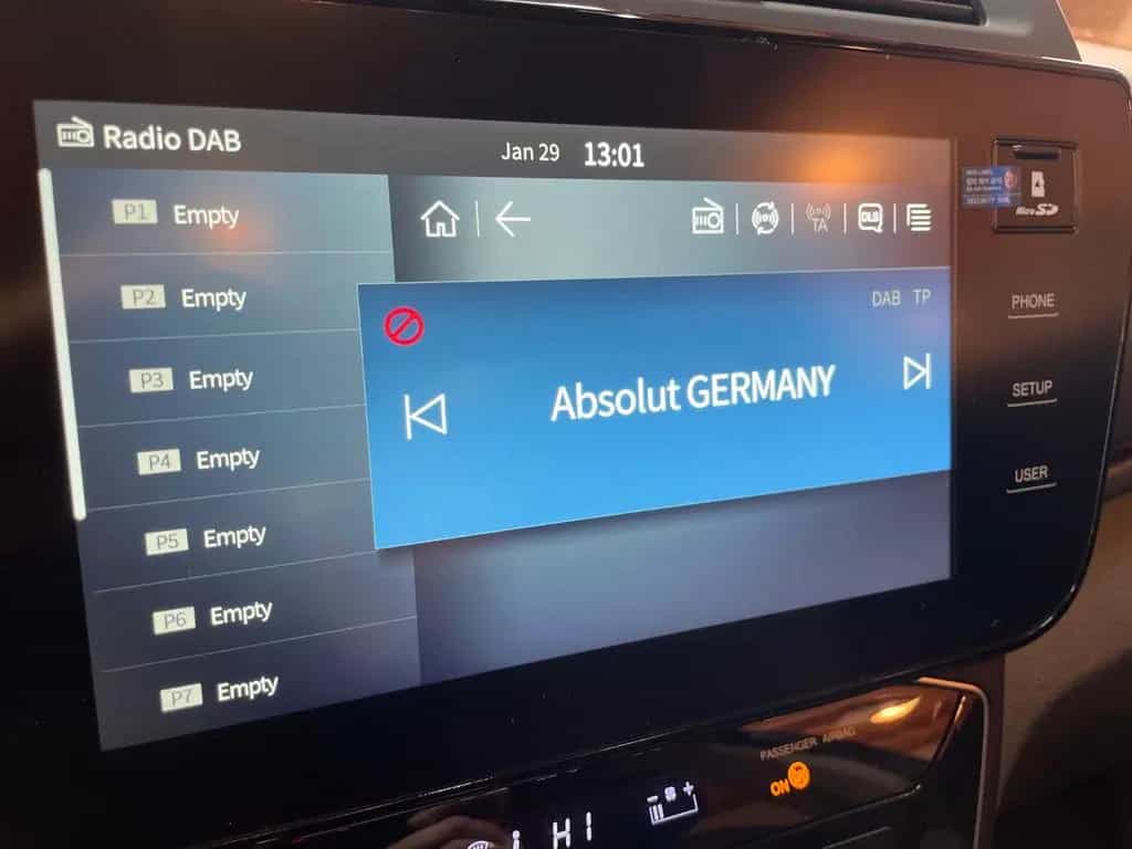 KGM Tivoli Essential 6/MT AWD 4x4 null-photo-21