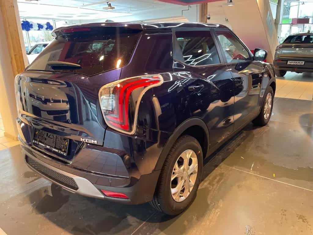 KGM Tivoli Essential 6/MT AWD 4x4 null-photo-39