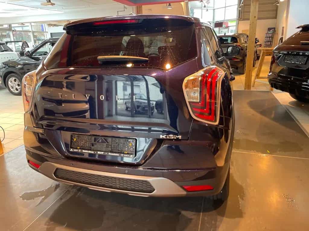 KGM Tivoli Essential 6/MT AWD 4x4 null-photo-40