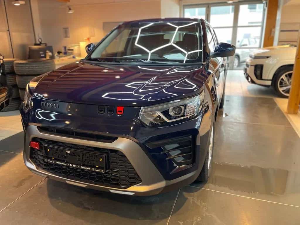 KGM Tivoli Essential 6/MT AWD 4x4 null-photo-43