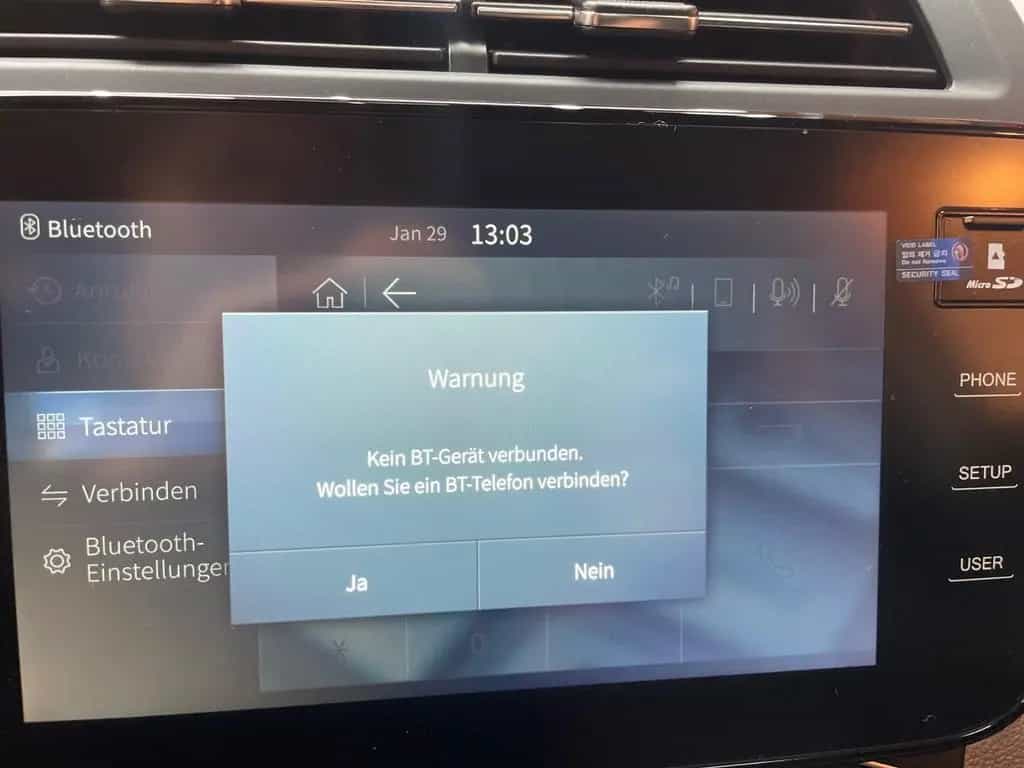 KGM Tivoli Essential 6/MT AWD 4x4 null-photo-9