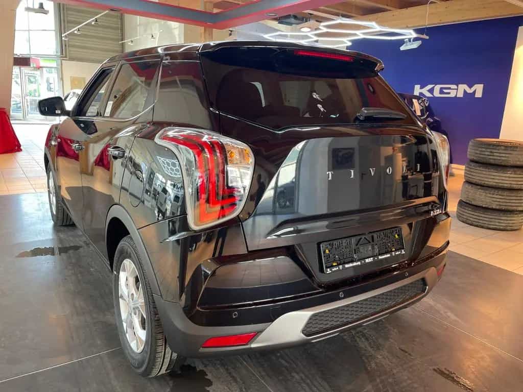 KGM Tivoli Essential 6/MT AWD 4x4 null-photo-1