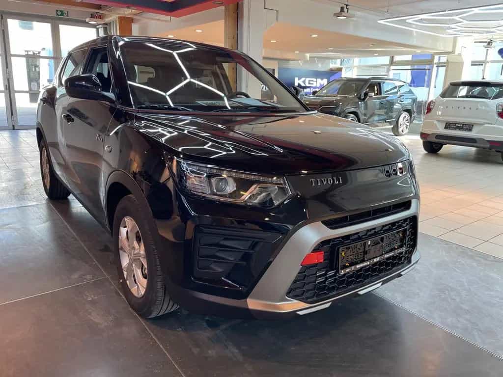 KGM Tivoli Essential 6/MT AWD 4x4 null-photo-20