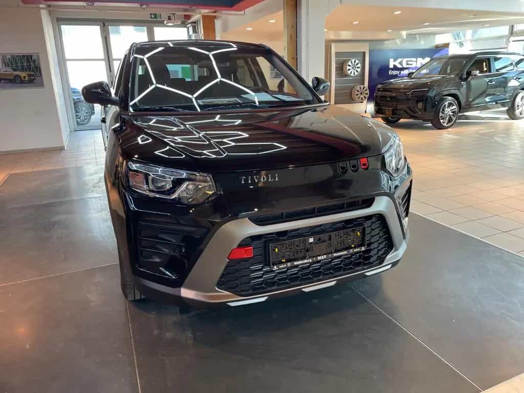 KGM Tivoli Essential 6/MT AWD 4x4 null-photo-22