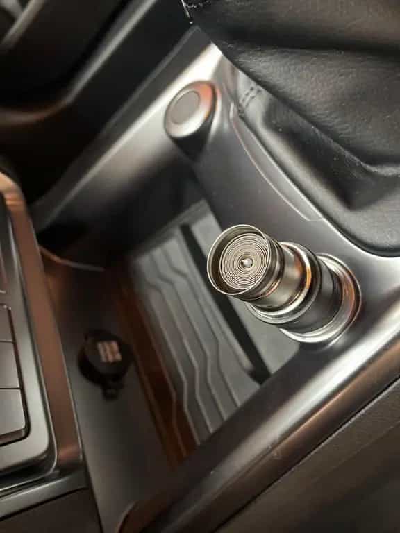 KGM Tivoli Essential 6/MT AWD 4x4 null-photo-27