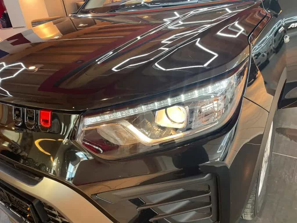 KGM Tivoli Essential 6/MT AWD 4x4 null-photo-39