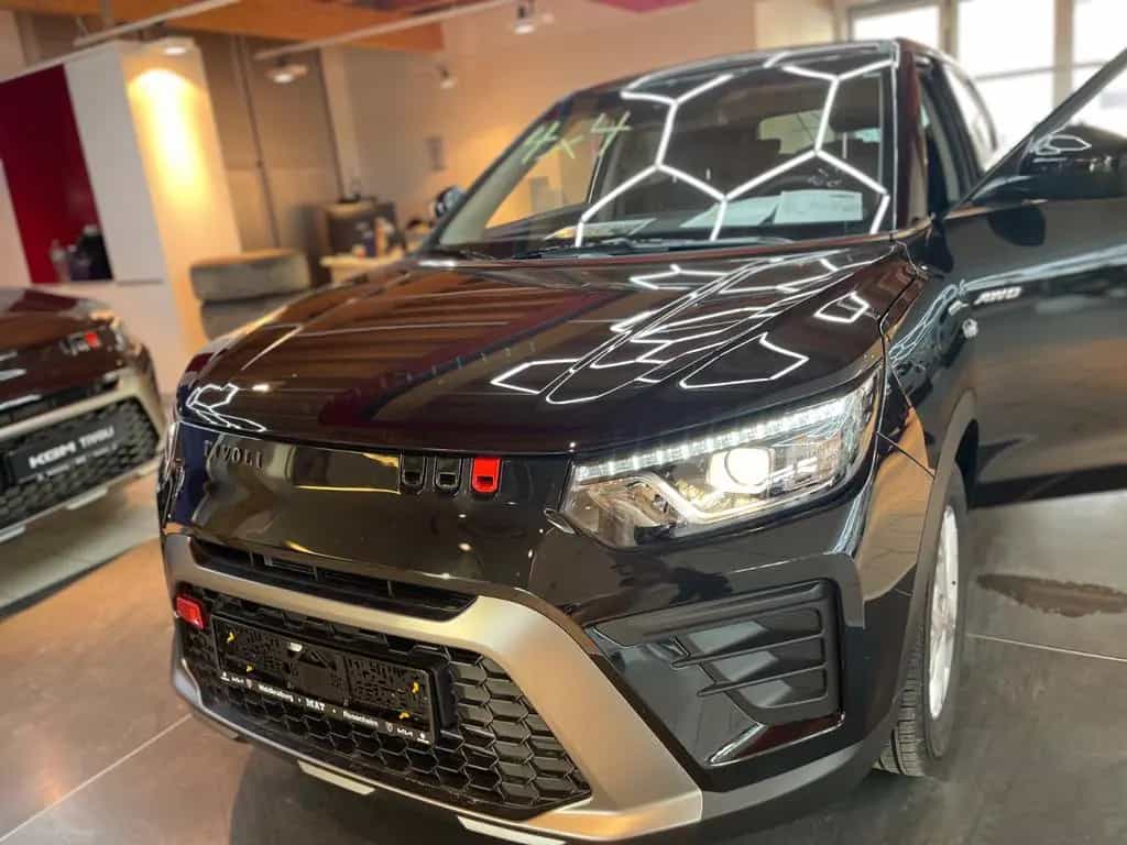 KGM Tivoli Essential 6/MT AWD 4x4 null-photo-40