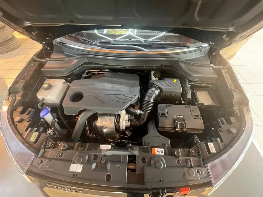 KGM Tivoli Essential 6/MT AWD 4x4 null-photo-42