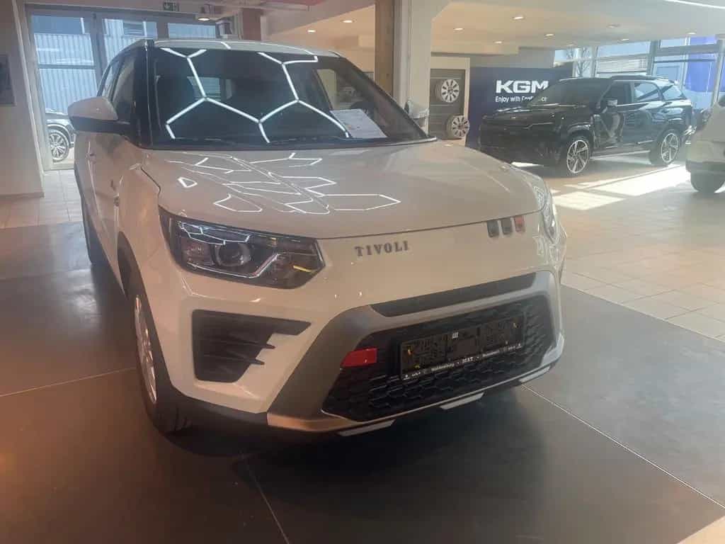 KGM Tivoli Essential 6/MT AWD 4x4 null-photo-15