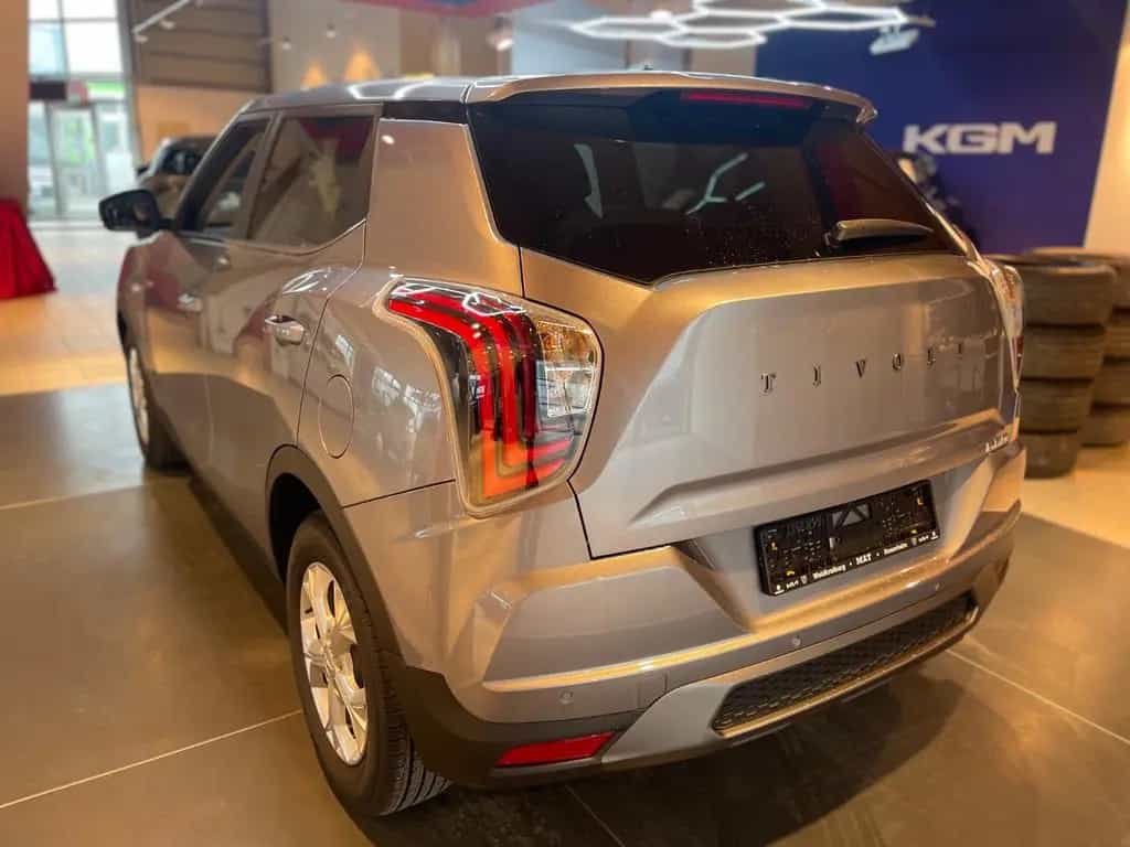 KGM Tivoli Essential 6/MT AWD 4x4 null-photo-20