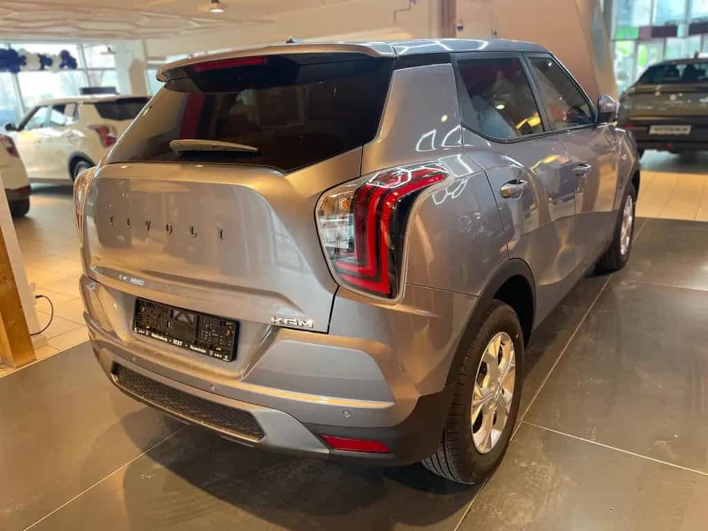 KGM Tivoli Essential 6/MT AWD 4x4 null-photo-21
