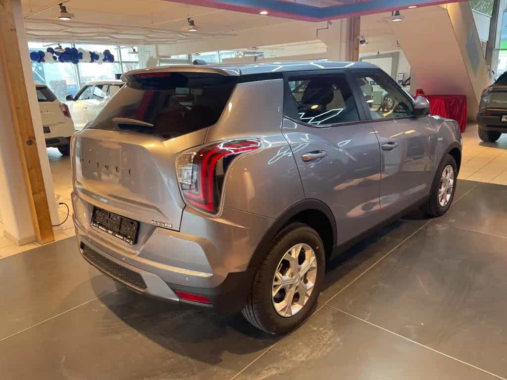 KGM Tivoli Essential 6/MT AWD 4x4 null-photo-32
