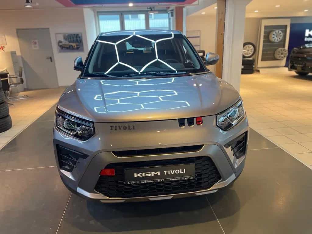 KGM Tivoli Essential 6/MT AWD 4x4 null-photo-44