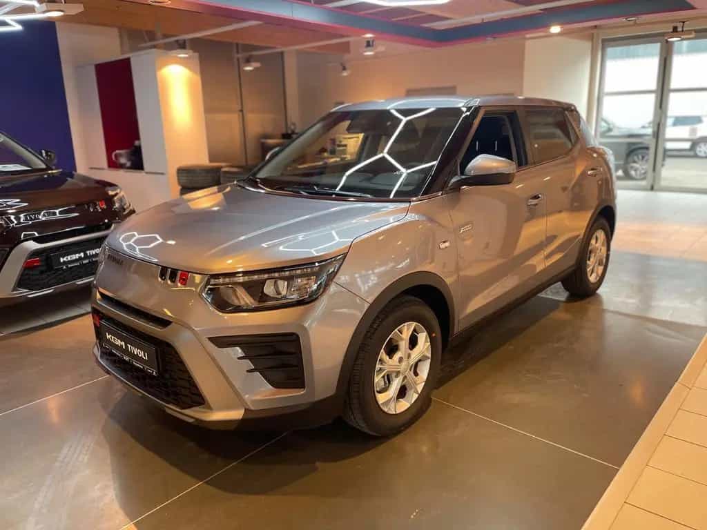 KGM Tivoli Essential 6/MT AWD 4x4 null-photo-46