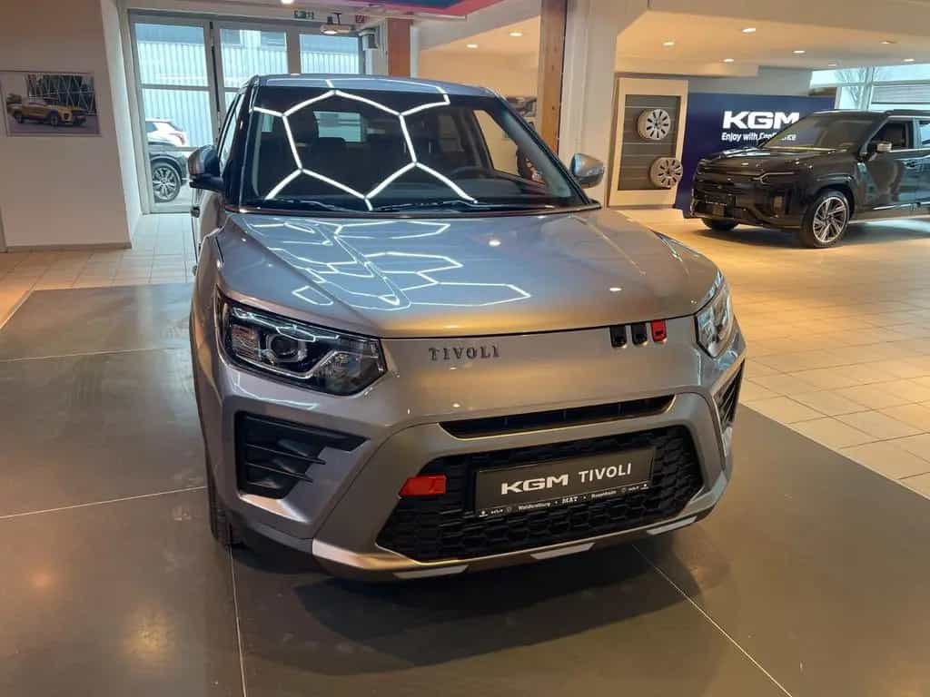 KGM Tivoli Essential 6/MT AWD 4x4 null-photo-47