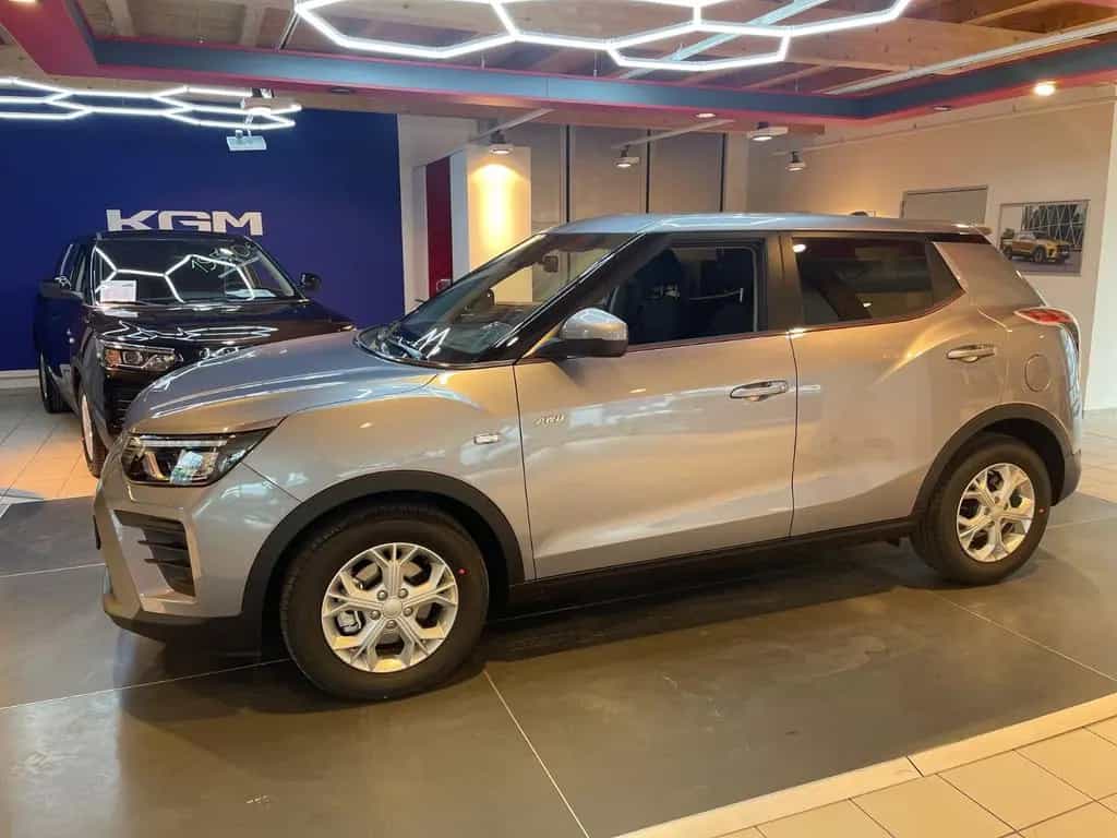 KGM Tivoli Essential 6/MT AWD 4x4 null-photo-49