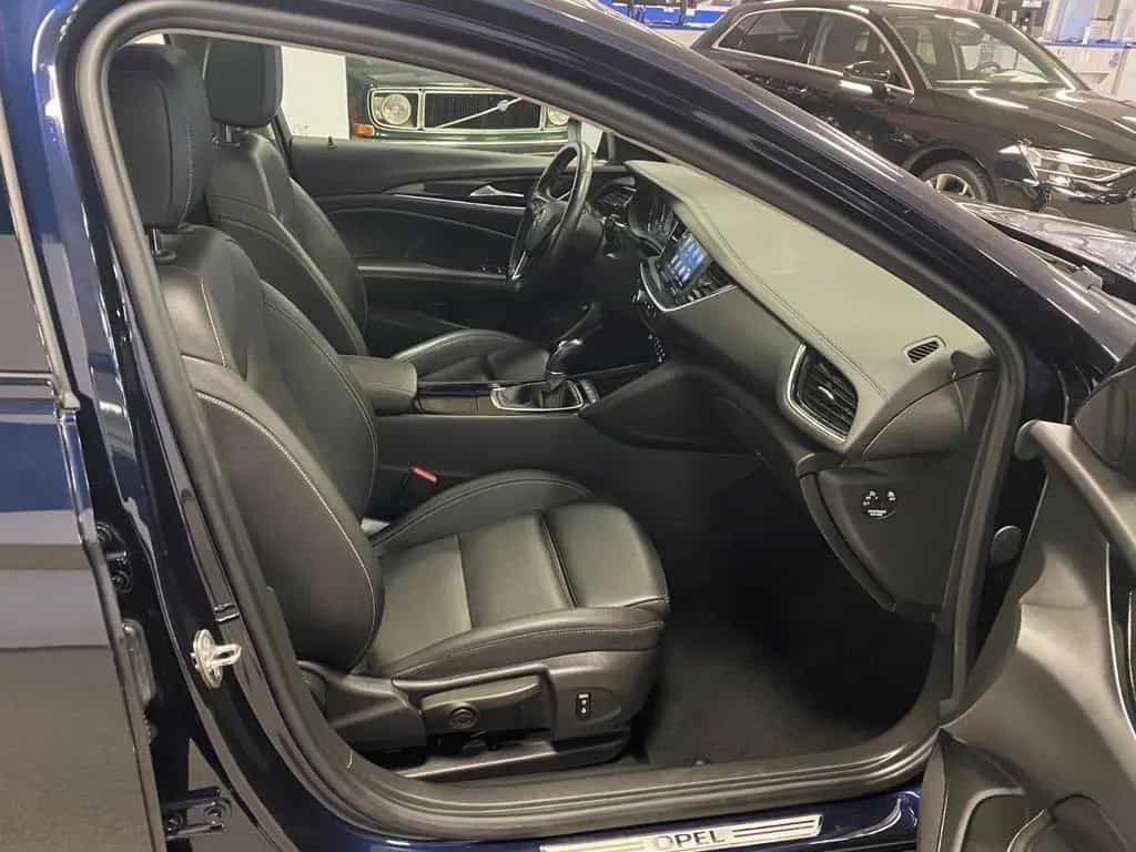 Opel Insignia 1.5 Turbo Business Innovation ST+PANORA 02/2019-photo-22