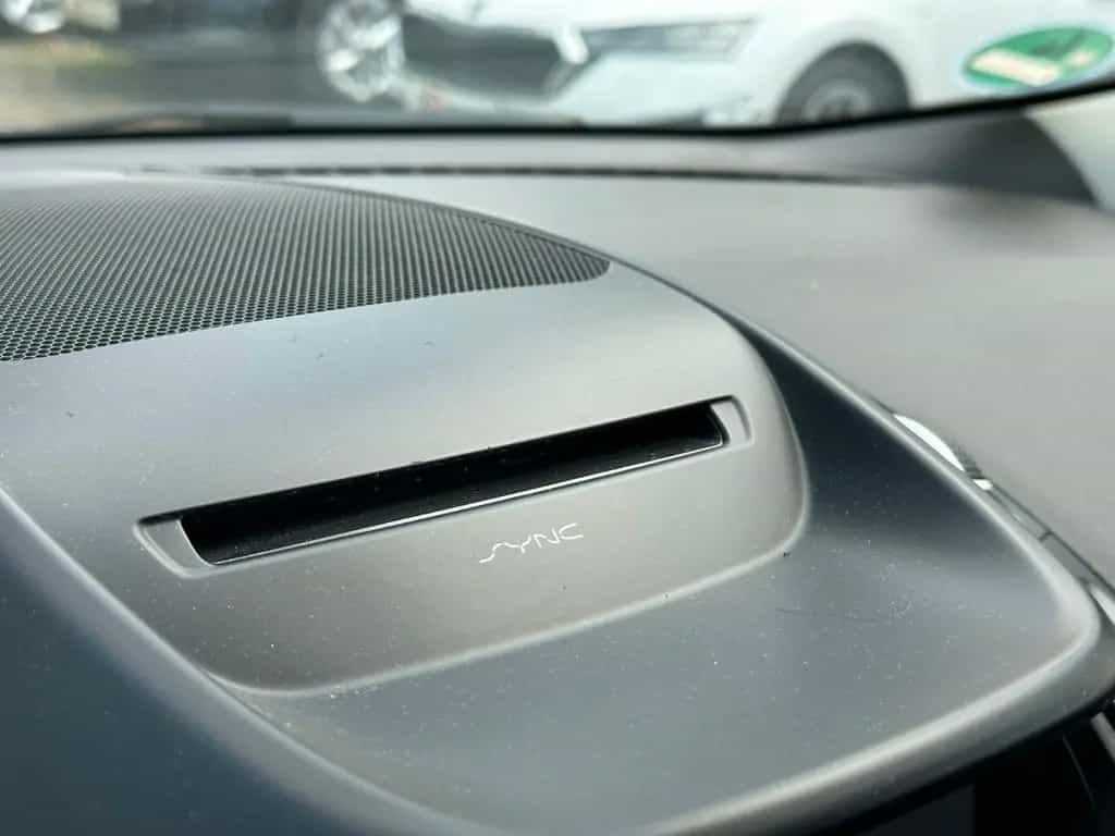 Ford Kuga Titanium*KAMERA*NAVI*LEDER*MFL*KLIMA* 11/2016-photo-23