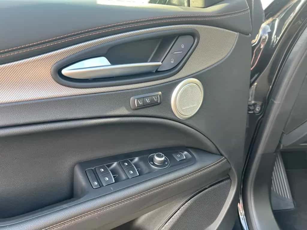 Alfa Romeo Stelvio Intensa Q4 *PANO*ACC*KEYLESS* DAB LED 09/2025-photo-14