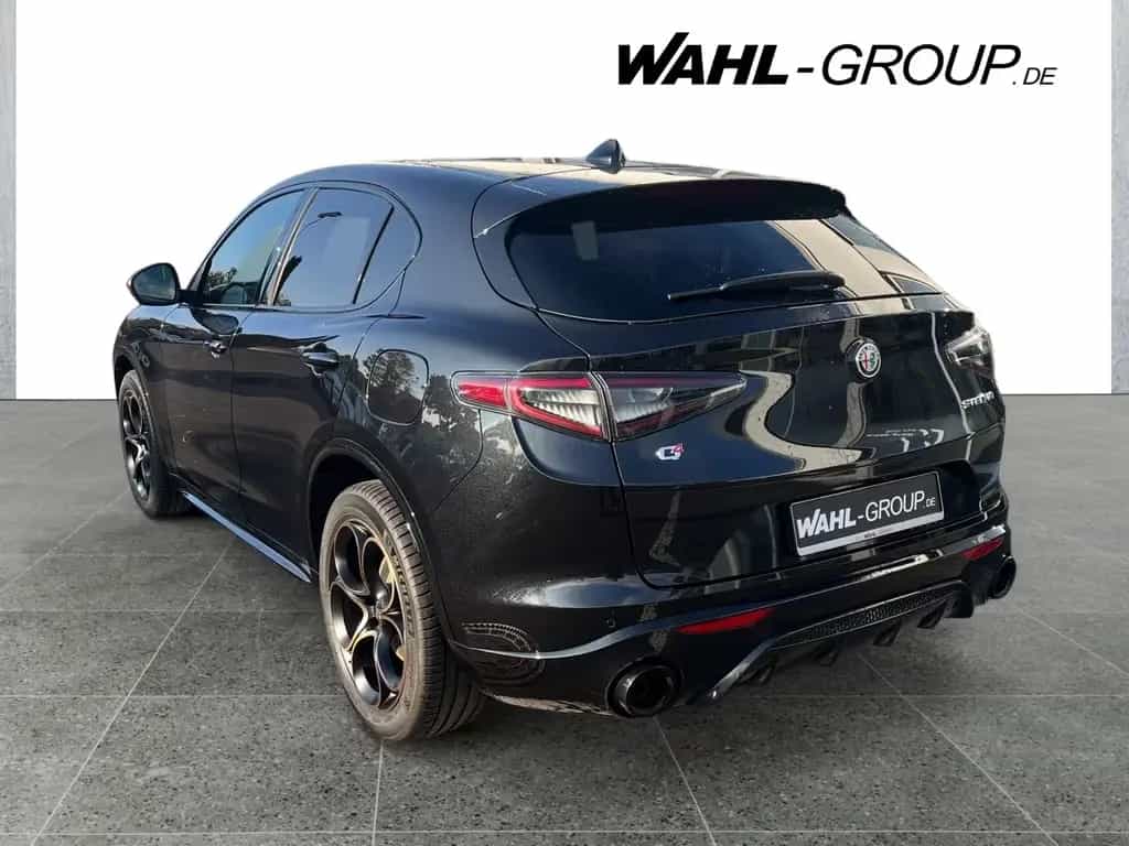 Alfa Romeo Stelvio Intensa Q4 *PANO*ACC*KEYLESS* DAB LED 09/2025-photo-3
